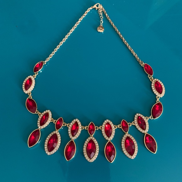 MONET Gorgeous Red & Clear Crystals Gold Tone Necklace Holiday Jewelry NWOT - Picture 3 of 14